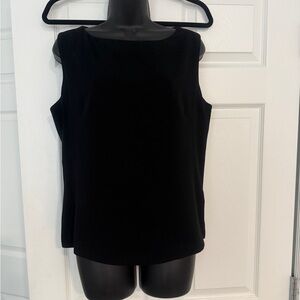 Amanda Smith Classic Black Shell Top